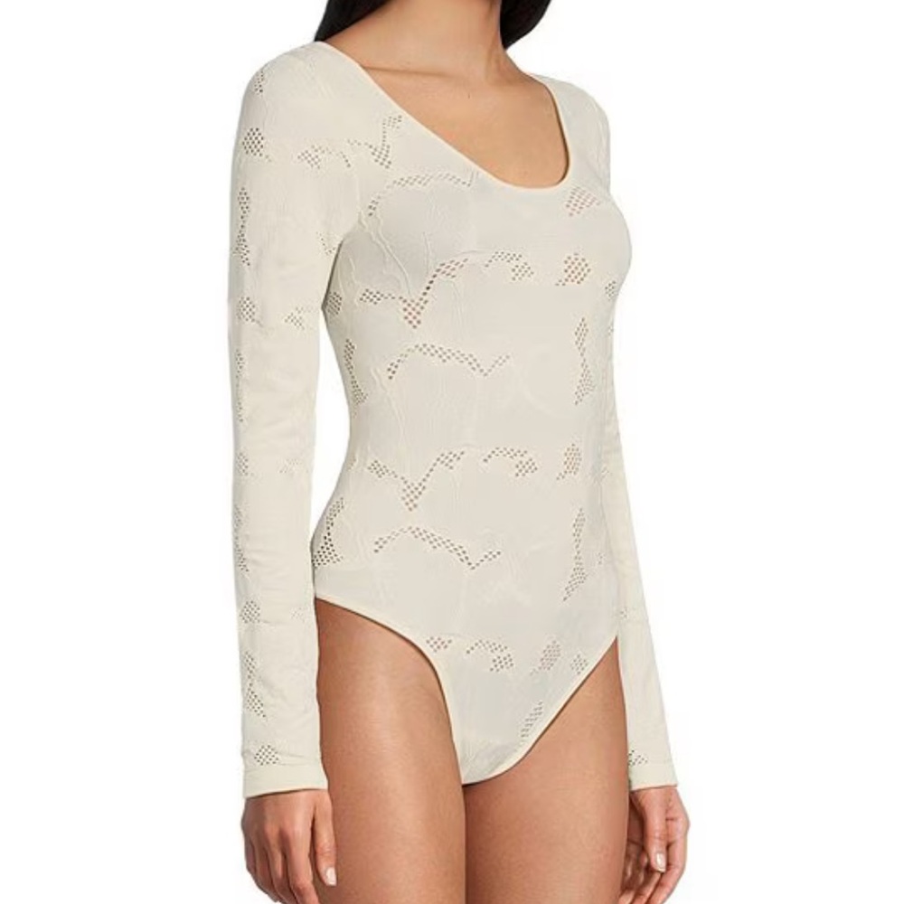 Chelsea & Violet cream colored body suit top size M/L new